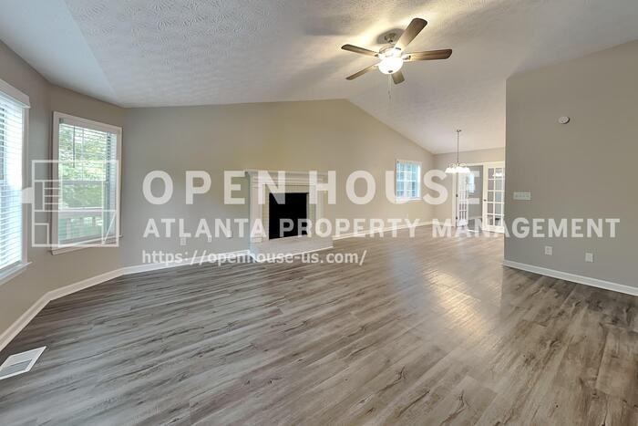 1364 Towne Harbor Trl - Photo 5 of 20
