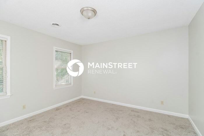 1607 Whites Mill Rd - Photo 7 of 17