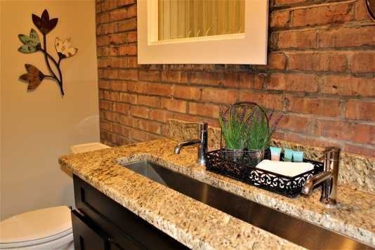 125 W Cedar St #1 - Photo 5 of 8
