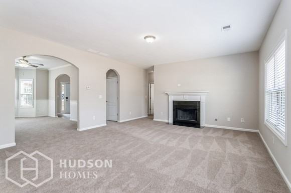 17 Gardenia Ln - Photo 6 of 20