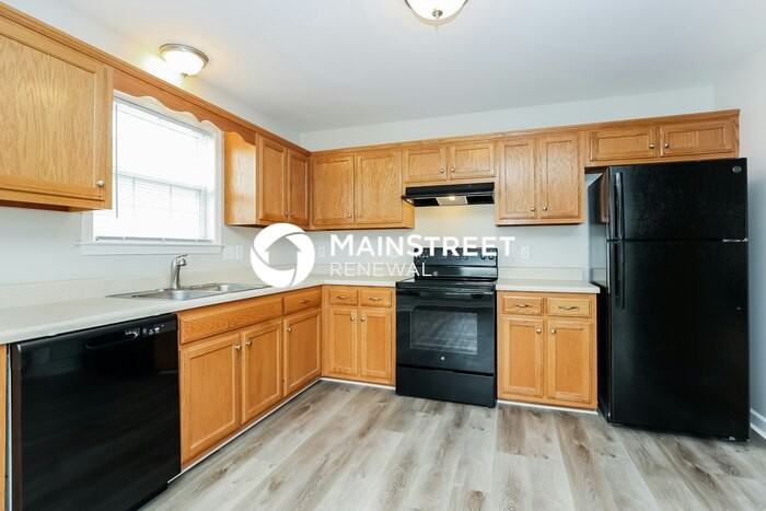 2274 Dewey Dr - Photo 6 of 17