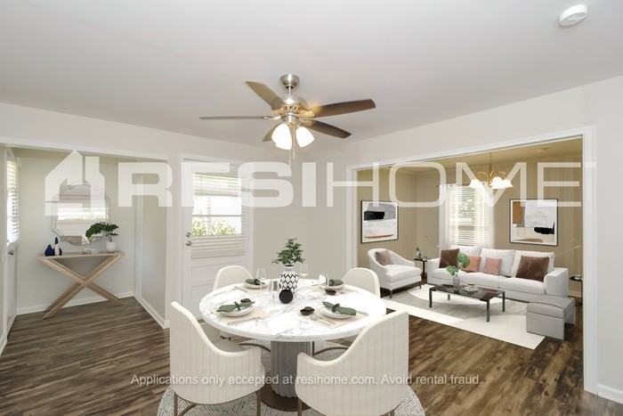 129 Gregory Ct - Photo 5 of 17