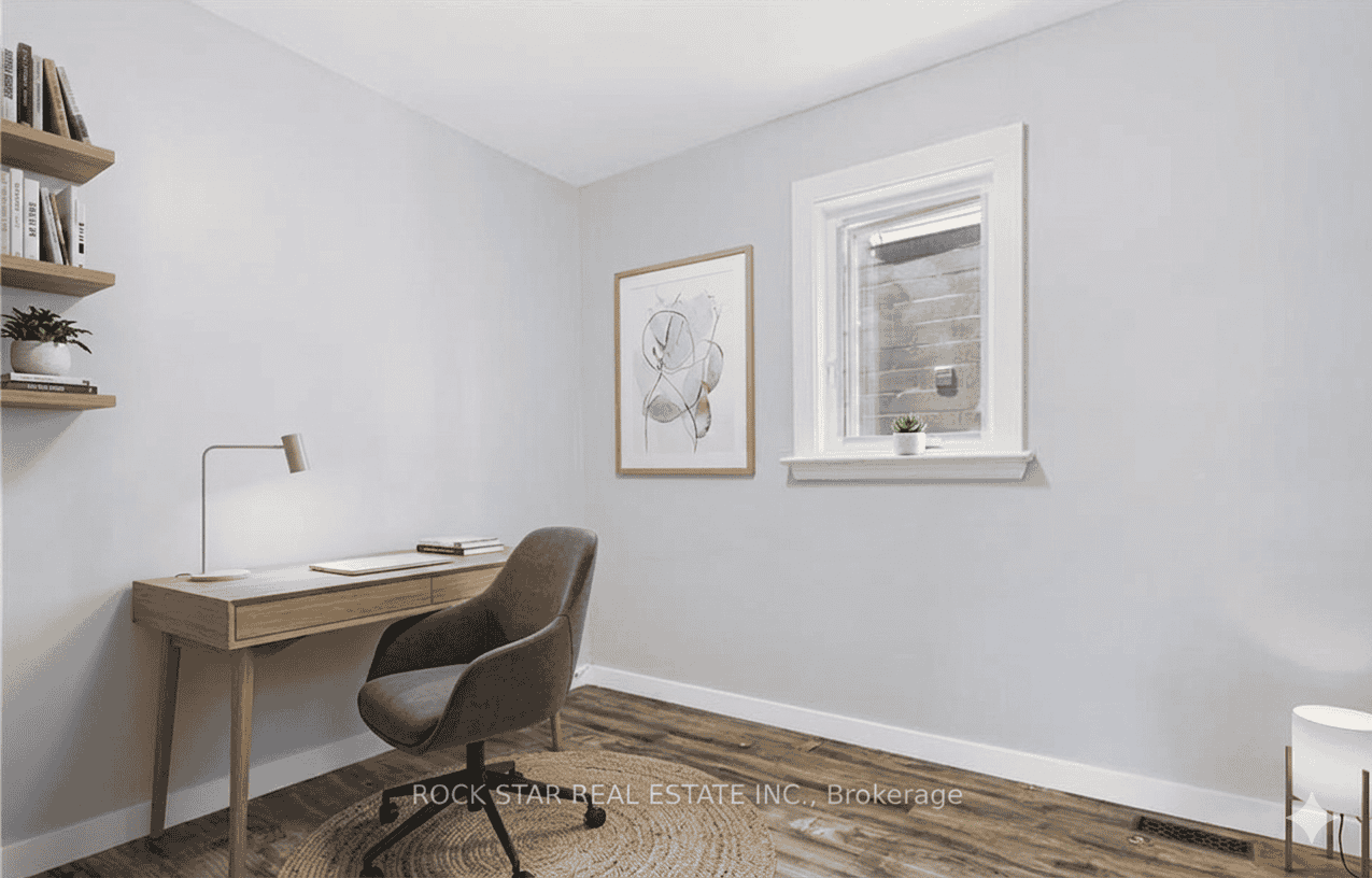 235 Hamilton Rd #3 - Photo 3 of 12