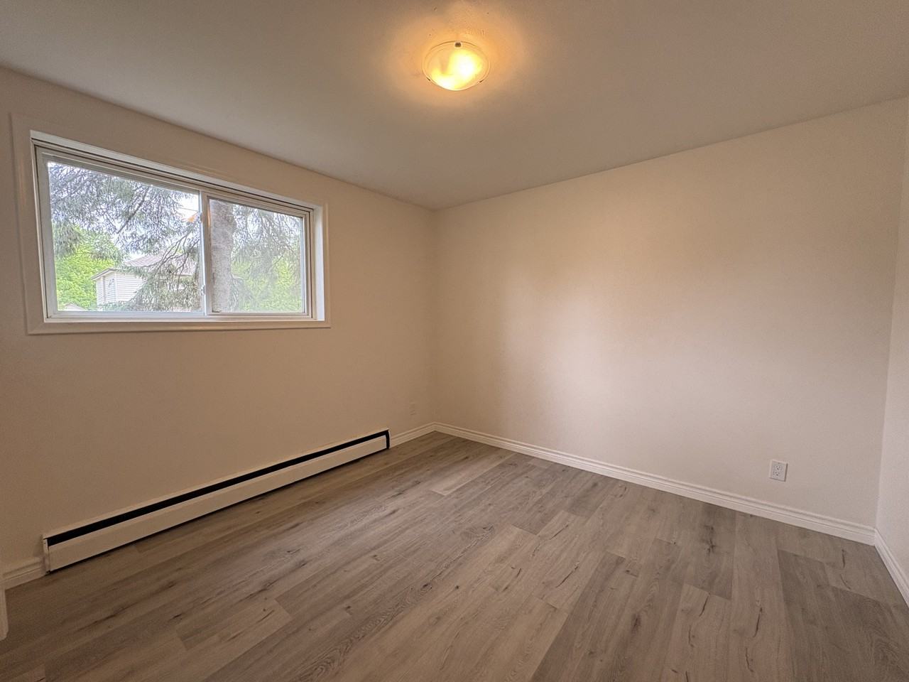 204 Melrose St #1 - Photo 6 of 12