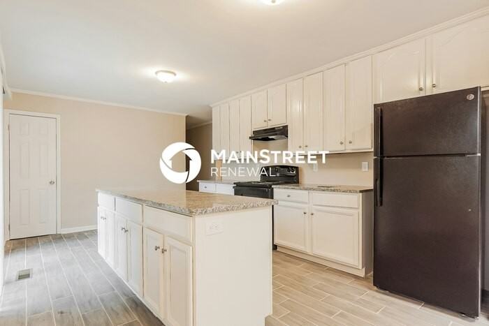 1845 3rd Pl Ne - Photo 5 of 17