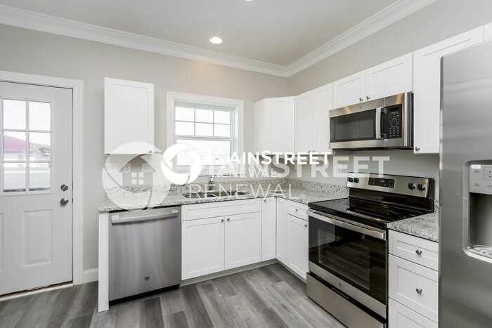 3137 4th Ave S - Photo 7 of 17