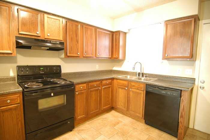 2329 Cooper Ter - Photo 6 of 20