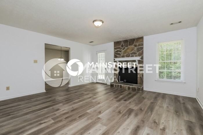 335 Cornwallis Way - Photo 4 of 16