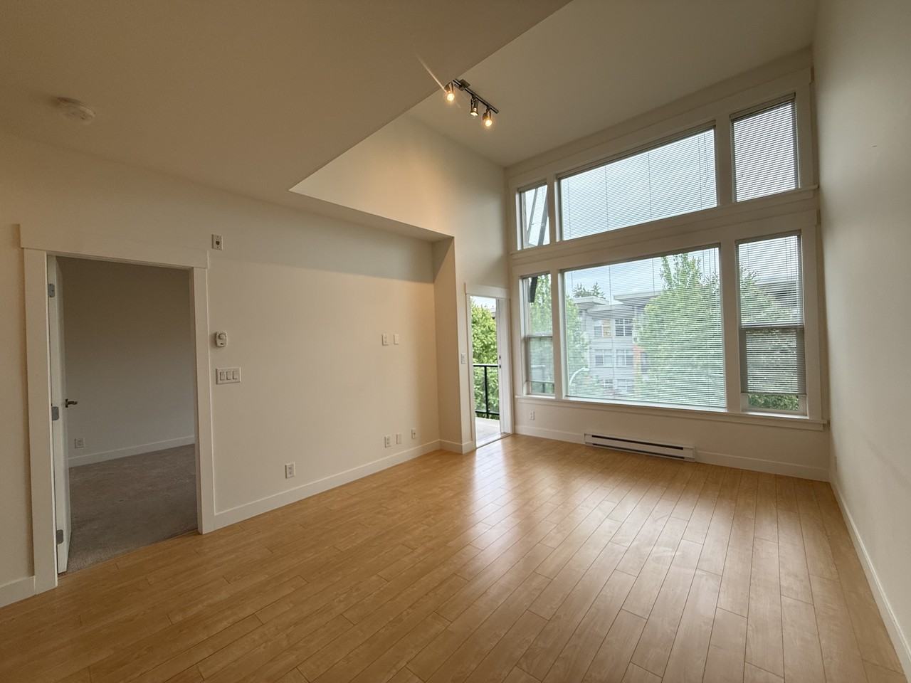 33539 Holland Avenue #409 - Photo 4 of 12