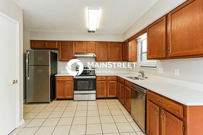 12636 Misty Mountain Dr E - Photo 6 of 17