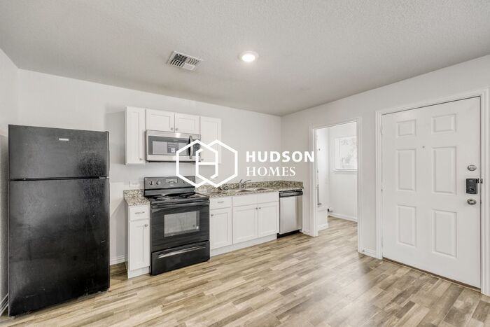 1803 Fillmore St #A - Photo 6 of 14