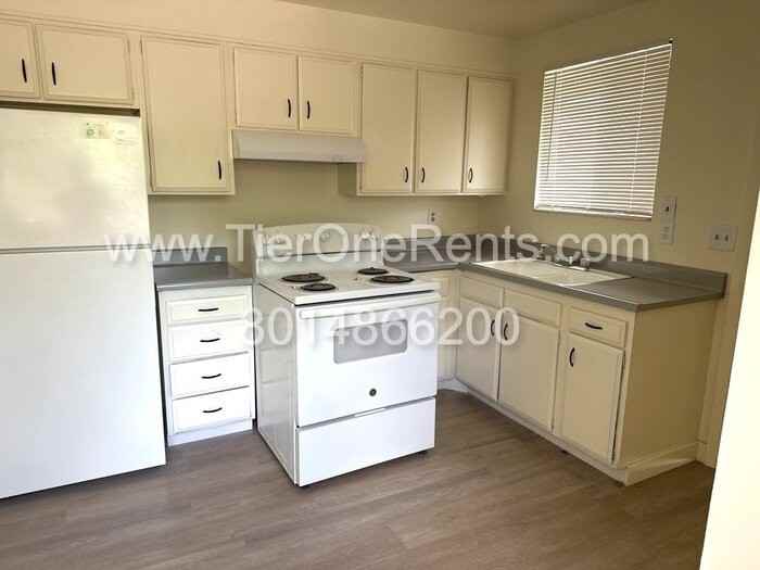 2271 E Gregson Ave #2271 - Photo 4 of 12