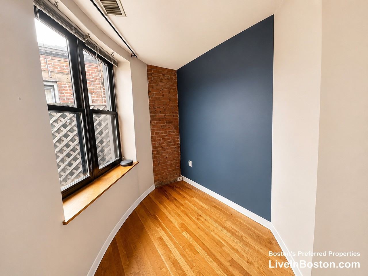 Gainsborough St. & Symphony, Gainsborough, Westland, Hemenway #407 - Photo 4 of 10