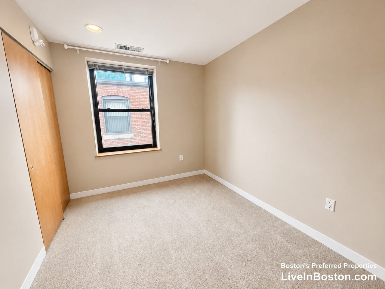 Gainsborough St. & Symphony, Gainsborough, Westland, Hemenway #407 - Photo 6 of 10