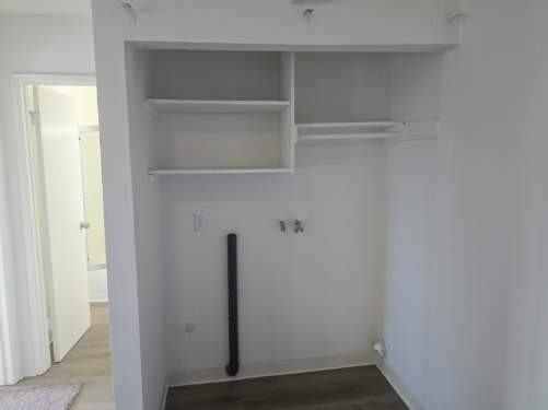 393 N Oak St #F - Photo 5 of 11