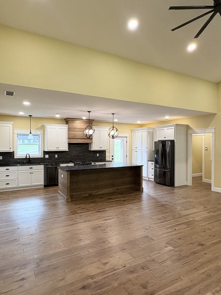 925 Clifton Church Rd #NA - Photo 7 of 30