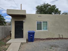 408 Texas St Ne #B - Photo 1 of 1