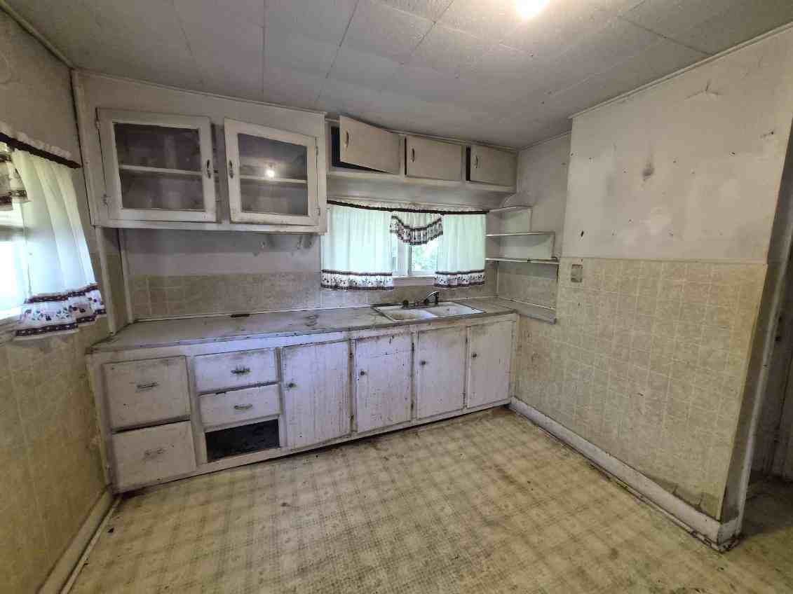 1200 Sw 6th St #NA - Photo 6 of 25