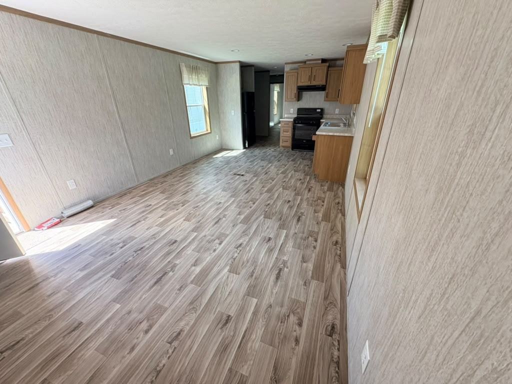 156 Shenango Park Rd #105 - Photo 3 of 16