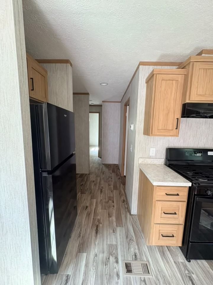 156 Shenango Park Rd #105 - Photo 5 of 16