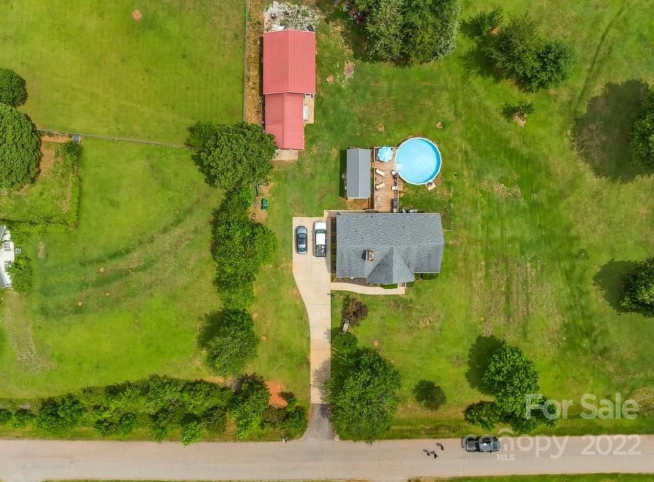 1411 Dove Landing Rd #NA - Photo 2 of 14
