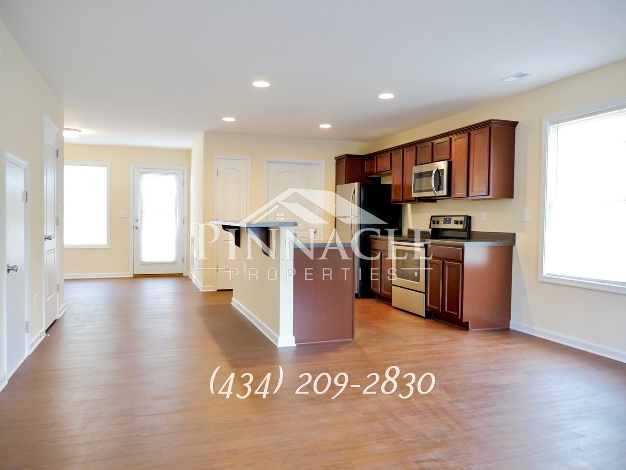 2313 Acorn St #B - Photo 2 of 22