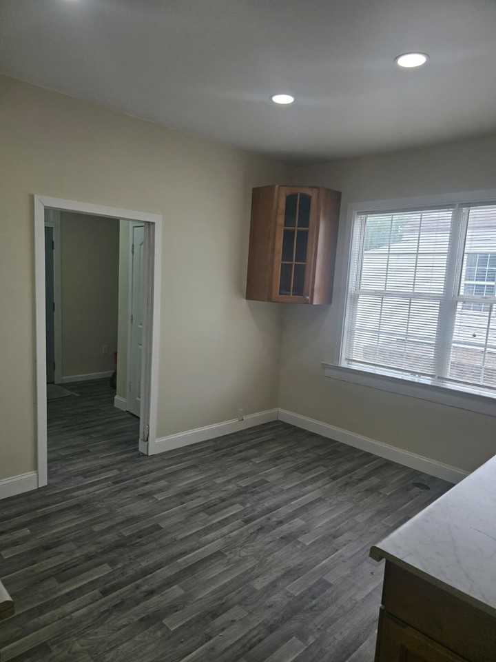 423 N 4th St #421 - Photo 2 of 15