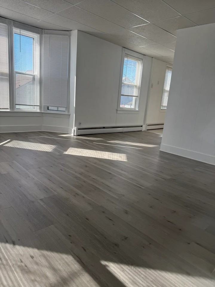 955 Manton Ave #2 - Photo 2 of 9