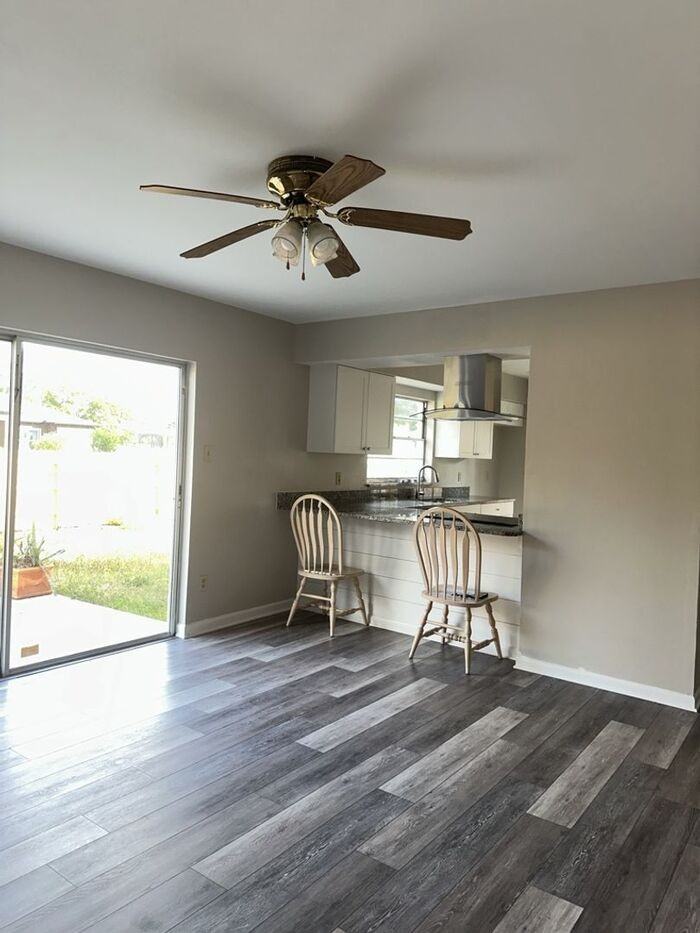 17608 Shadyside Cir - Photo 7 of 20