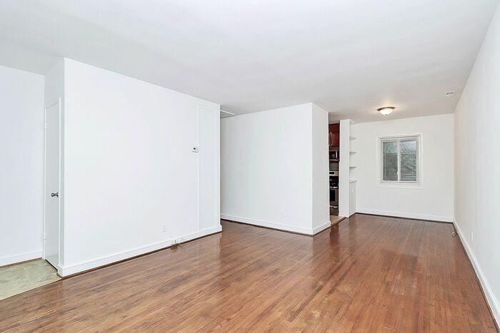 1511 Pecan Ave - Photo 5 of 25