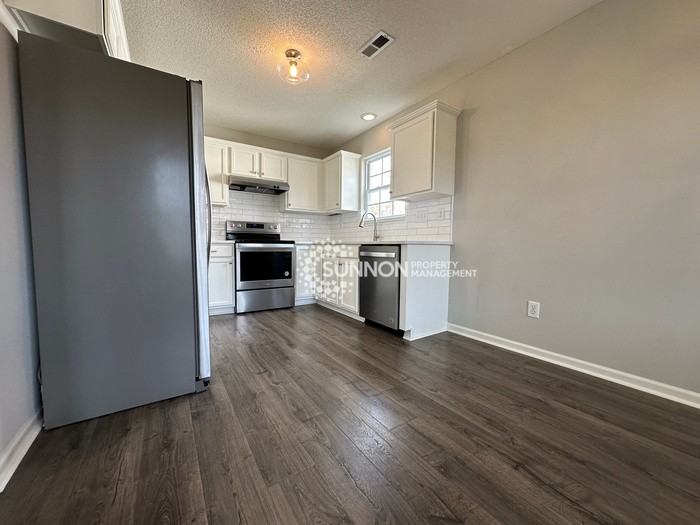 12517 Britton Wood Pl - Photo 2 of 19