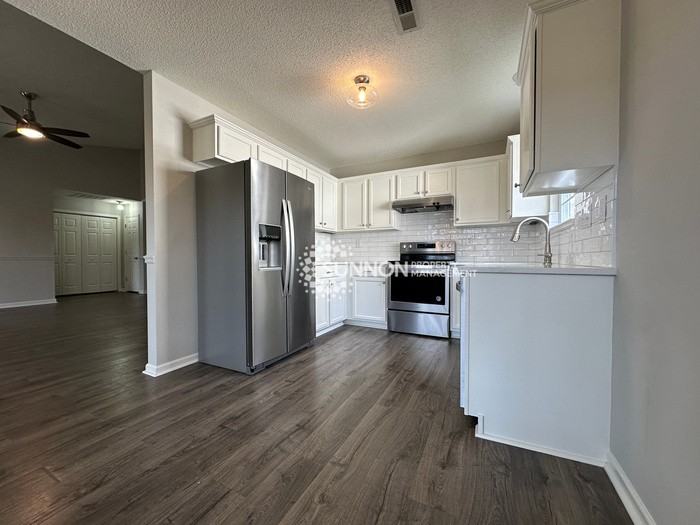 12517 Britton Wood Pl - Photo 3 of 19