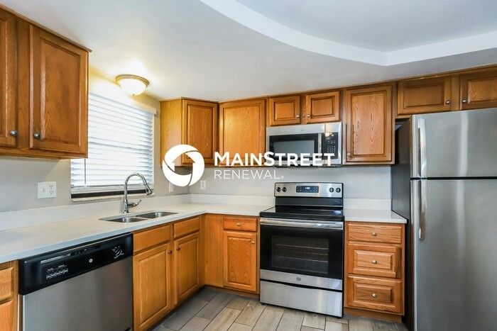 5023 Cougar Loop - Photo 4 of 16