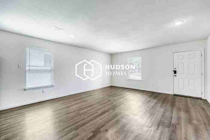 2022 Parrott Ave - Photo 3 of 13