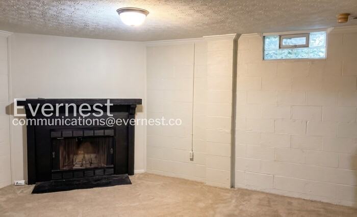 1268 Michigan Ave - Photo 7 of 47
