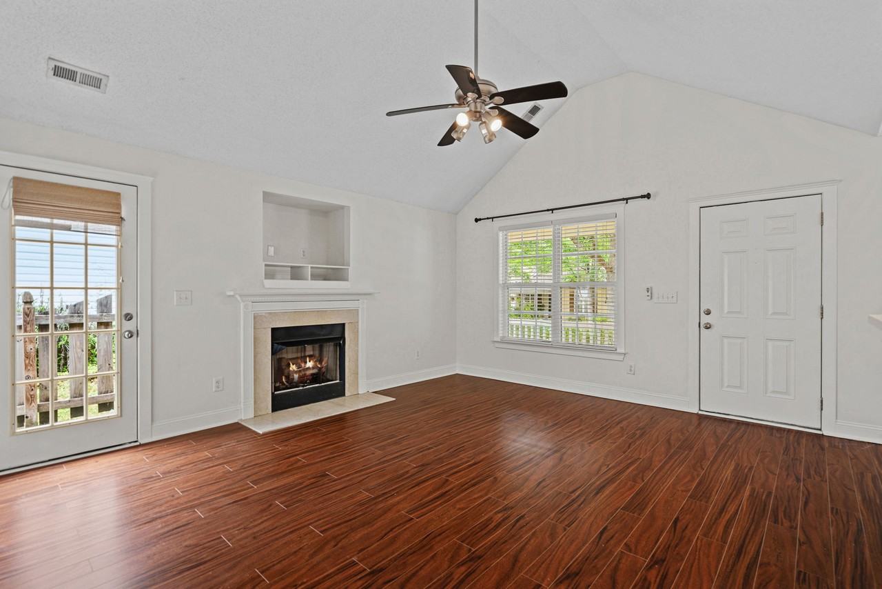 13605 Glencreek Ln #NA - Photo 2 of 20