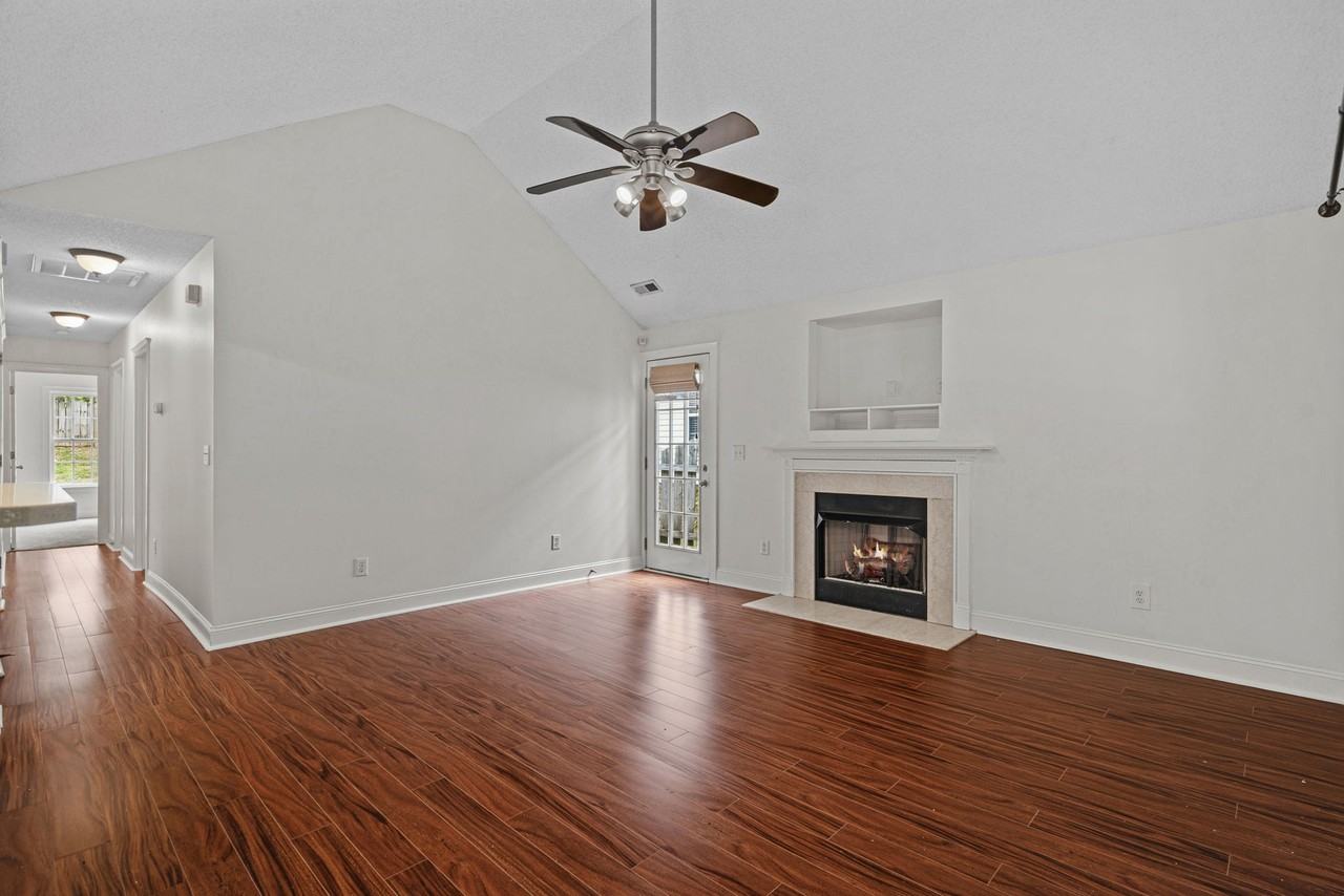 13605 Glencreek Ln #NA - Photo 3 of 20