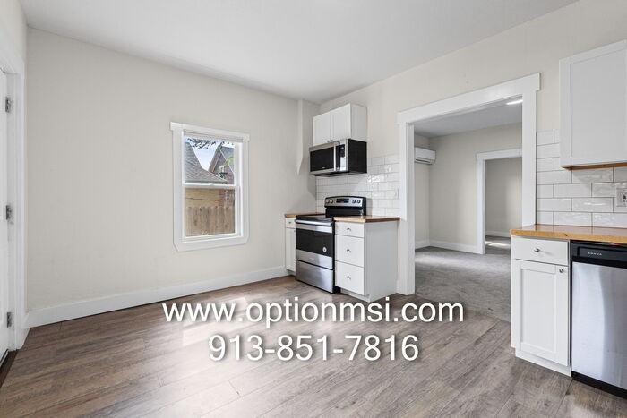 708 Pacific Ave Fl 1 - Photo 7 of 22
