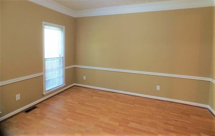 2213 Mcquiston Dr Sw - Photo 4 of 30