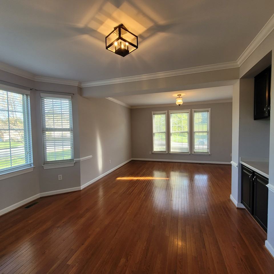11201 Yardley Ct #NA - Photo 5 of 13