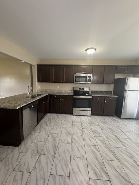 1199 River Wood Cir W - Photo 6 of 9