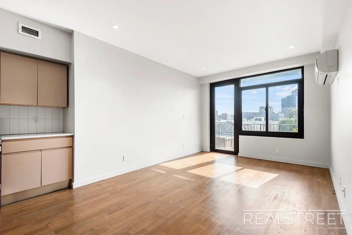 594 Bushwick Ave #609 - Photo 4 of 14