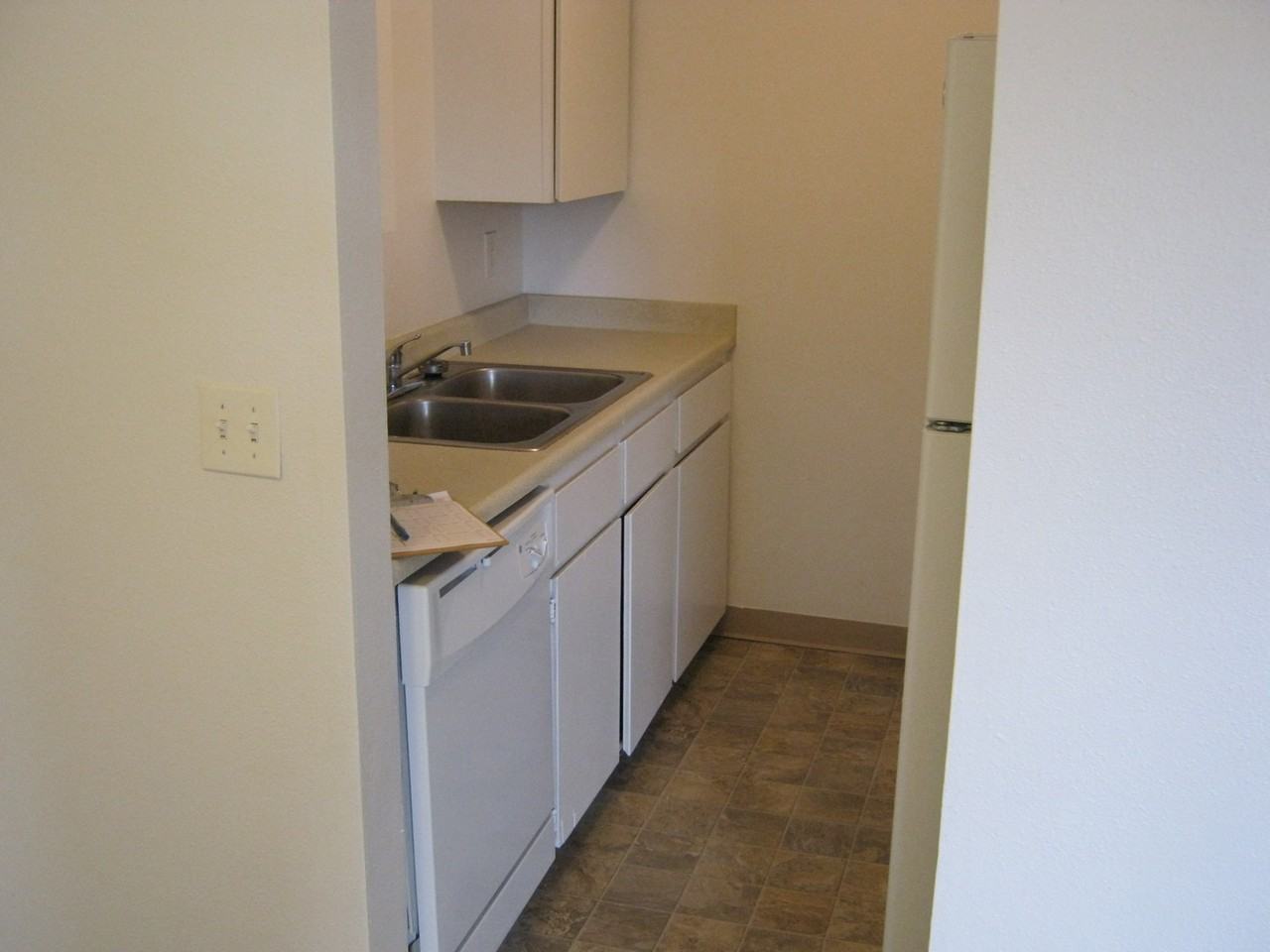 Centralian Apartments Centralia, WA - Photo 3 of 17