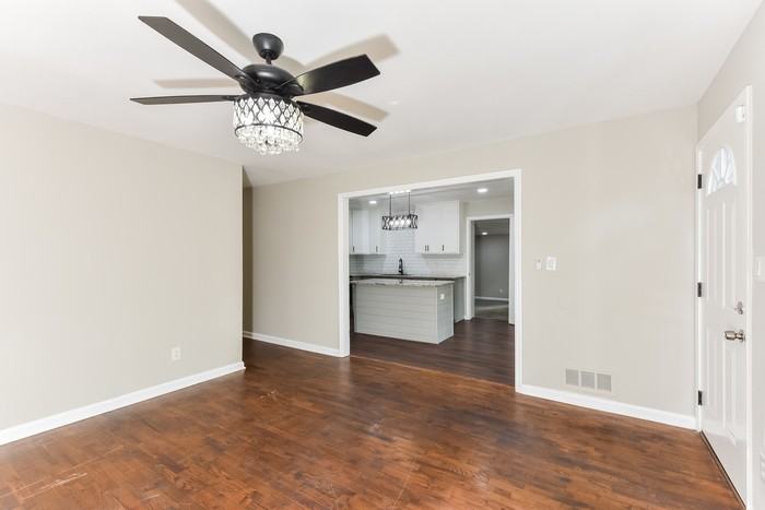 2362 Macon Dr Sw - Photo 2 of 15