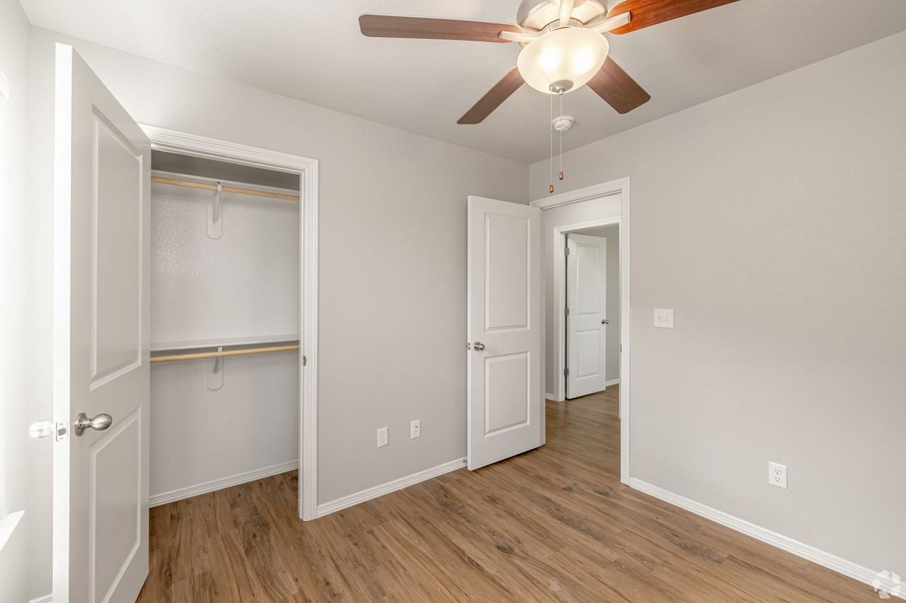 Montclair Court - Photo 7 of 9