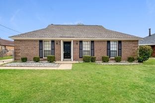 7018 Epperson Dr - Photo 1 of 1