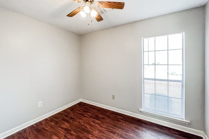 7018 Epperson Dr - Photo 6 of 9