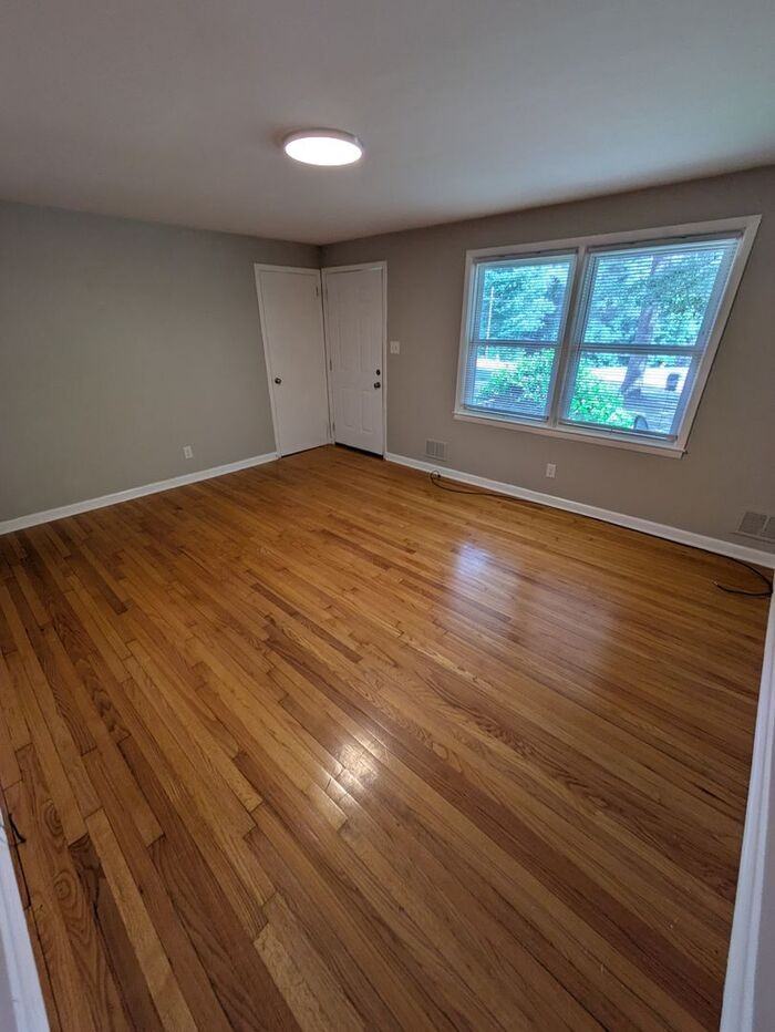 1078 16th Ave Nw - Photo 2 of 9