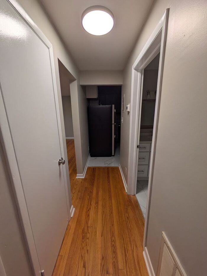 1078 16th Ave Nw - Photo 4 of 9