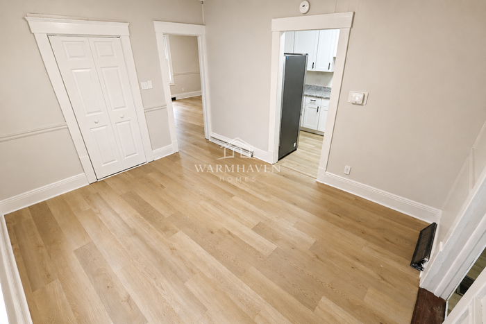 123 Gale St - Photo 6 of 14